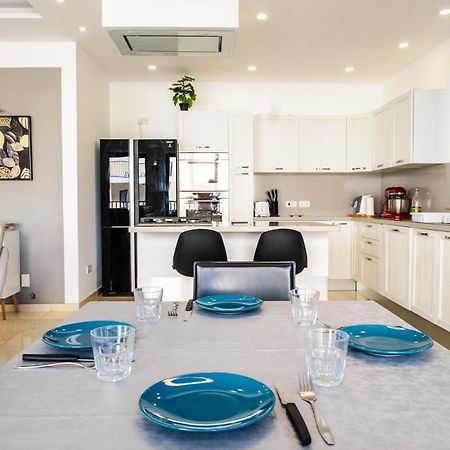 Mellieha, Luxury 3 Bedroom Azure Maisonette Kültér fotó