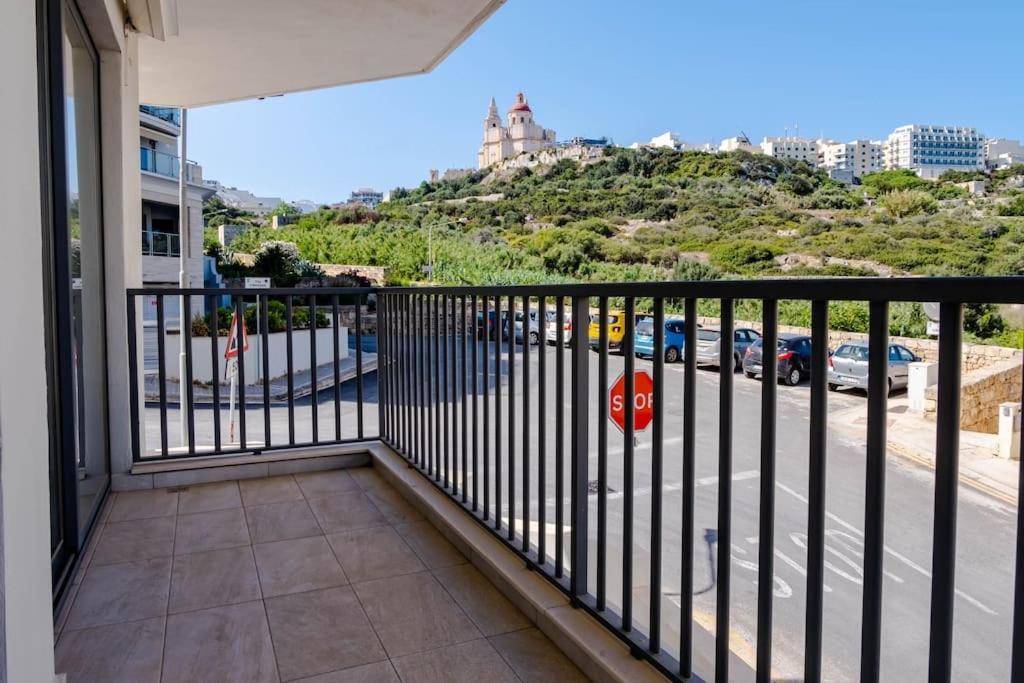 Mellieha, Luxury 3 Bedroom Azure Maisonette Kültér fotó