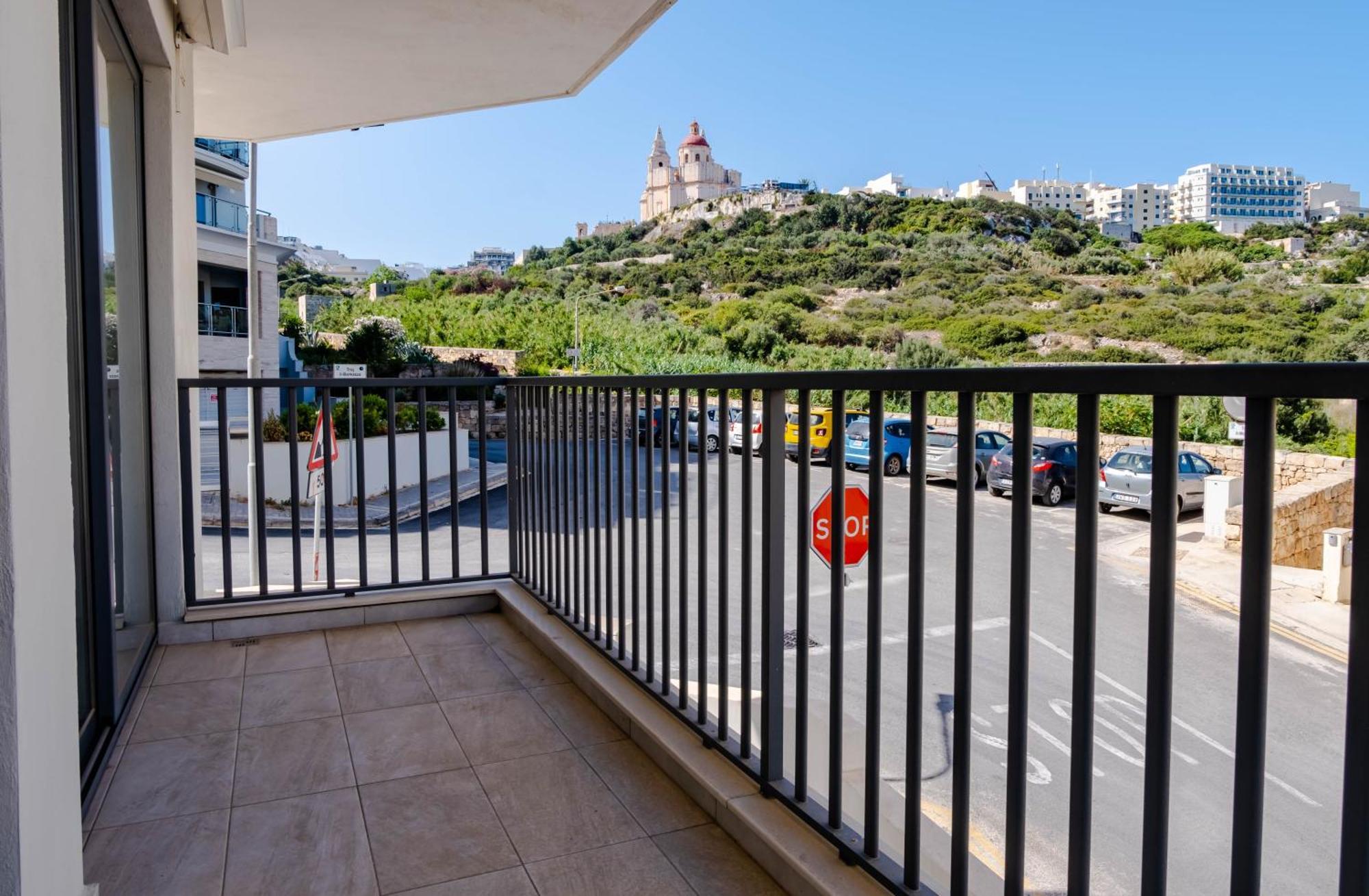 Mellieha, Luxury 3 Bedroom Azure Maisonette Kültér fotó